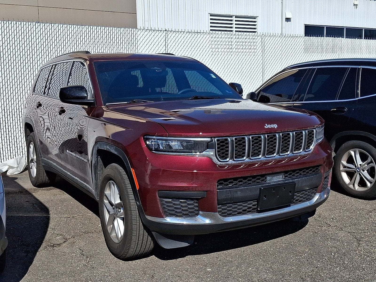 2024 Jeep Grand Cherokee L Laredo 4x2
