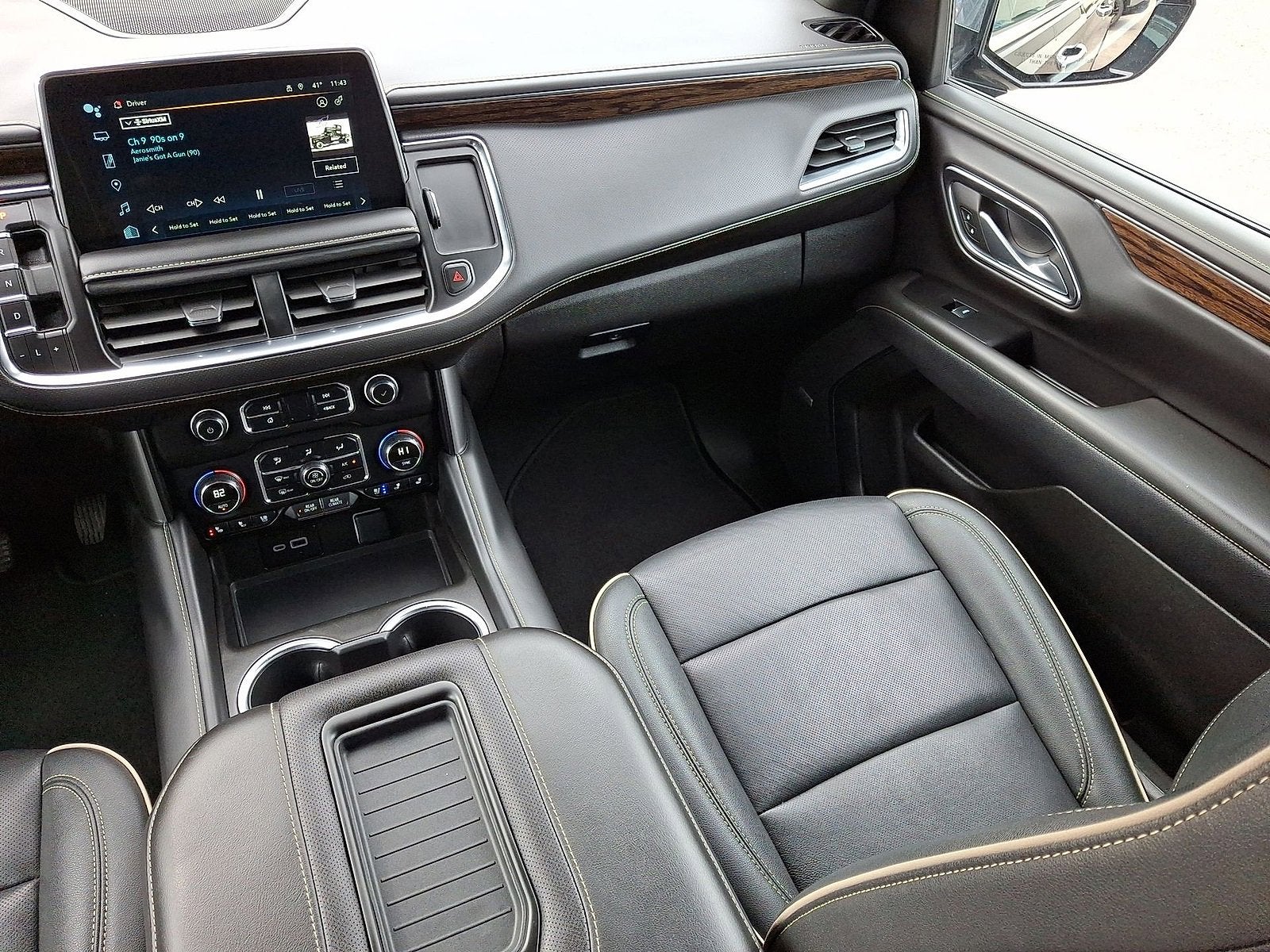 2024 Chevrolet Suburban Premier