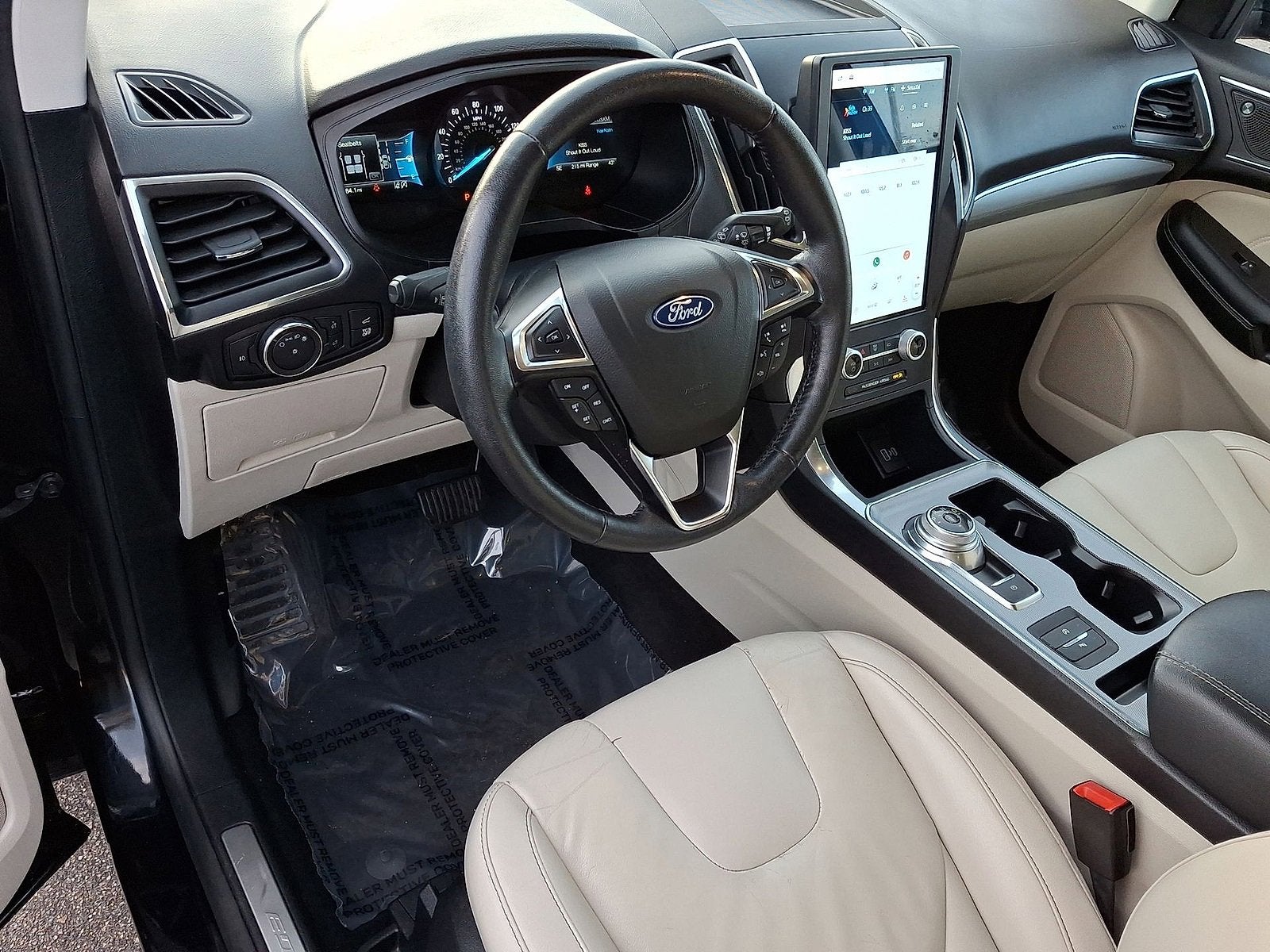 2022 Ford Edge Titanium