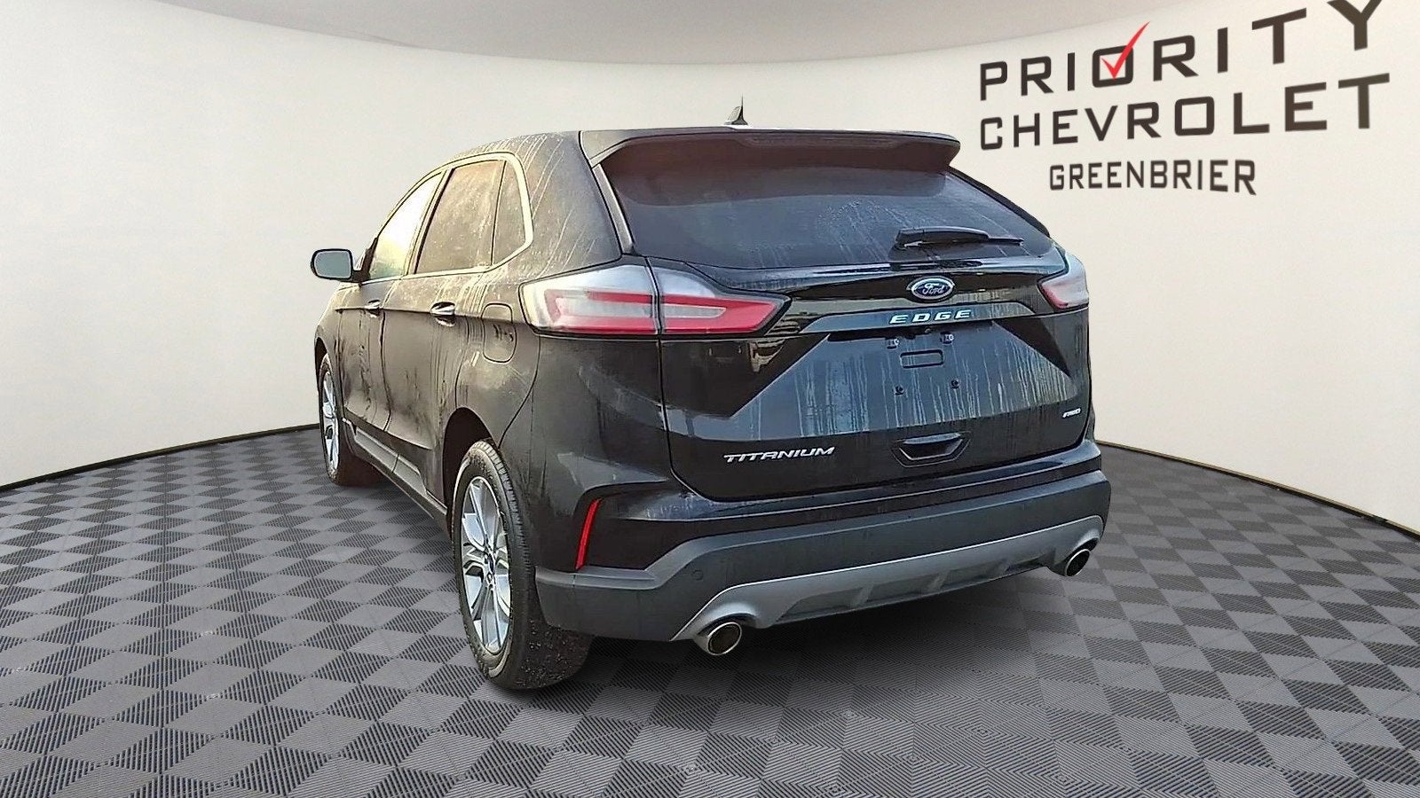 2022 Ford Edge Titanium