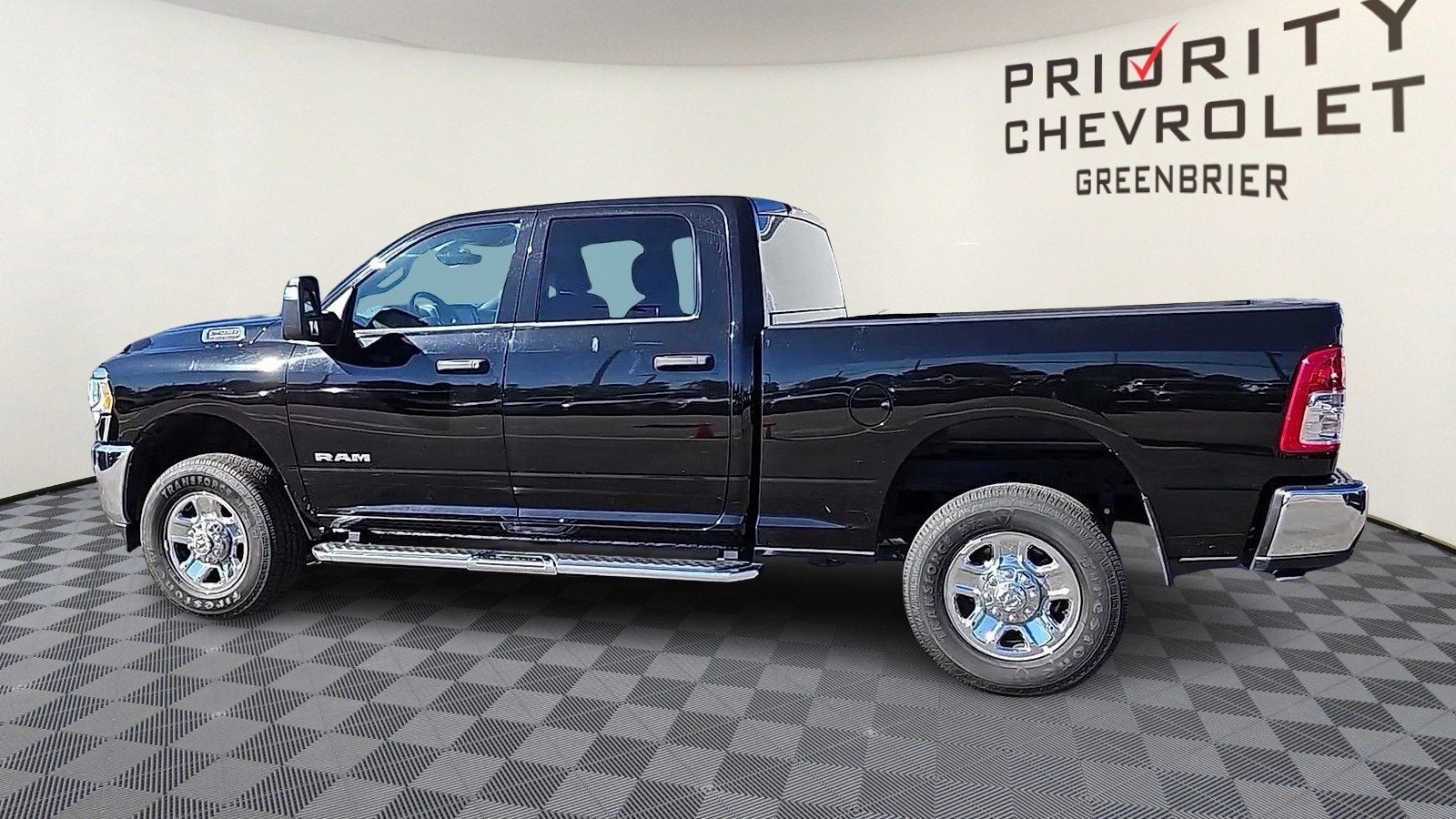 2024 RAM 2500 Big Horn Crew Cab 4x4 6'4" Box