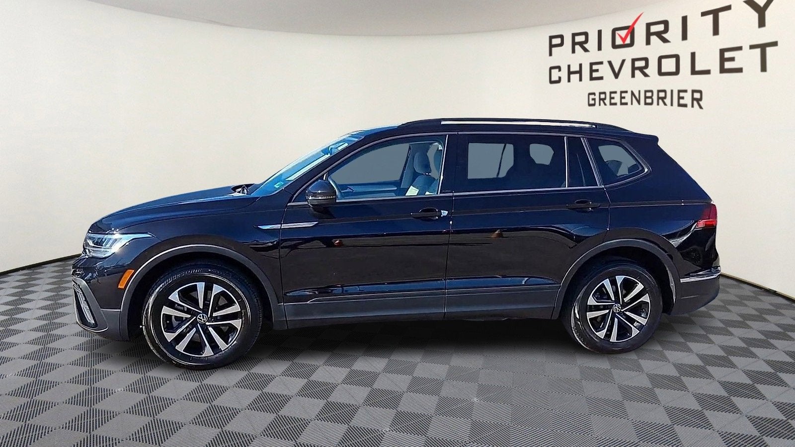2024 Volkswagen Tiguan 2.0T S