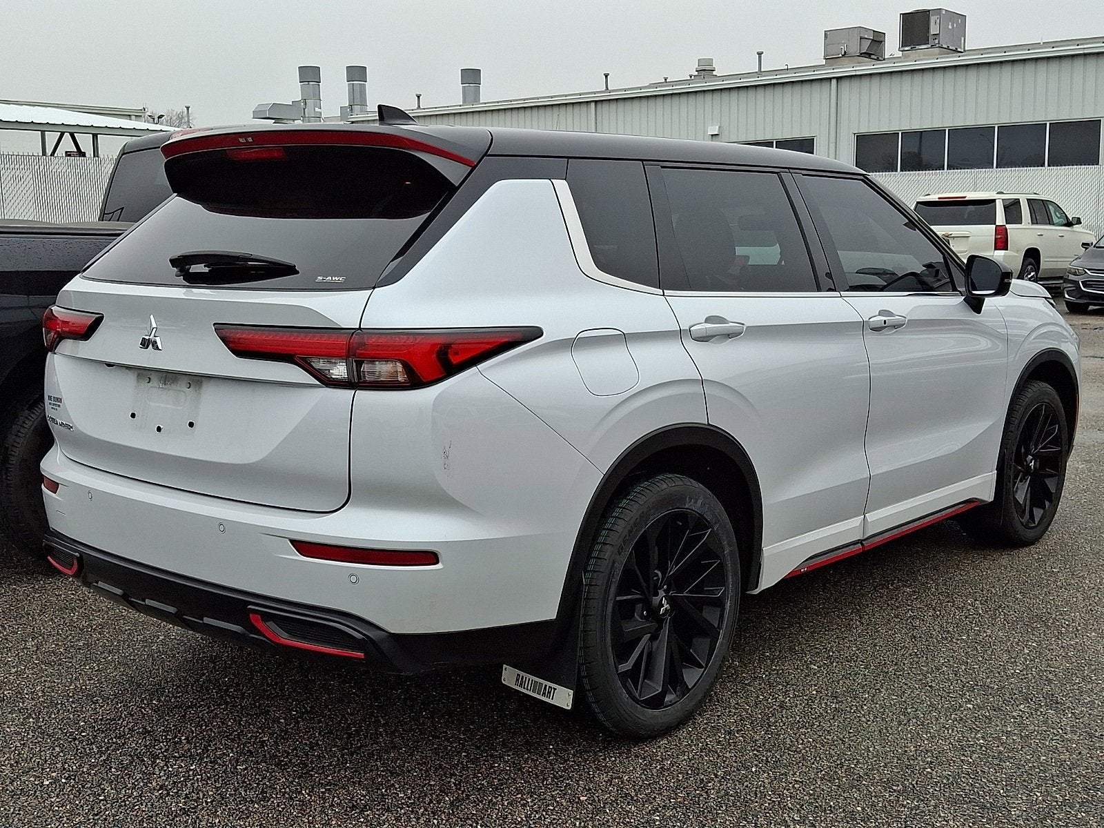 2023 Mitsubishi Outlander Ralliart S-AWC