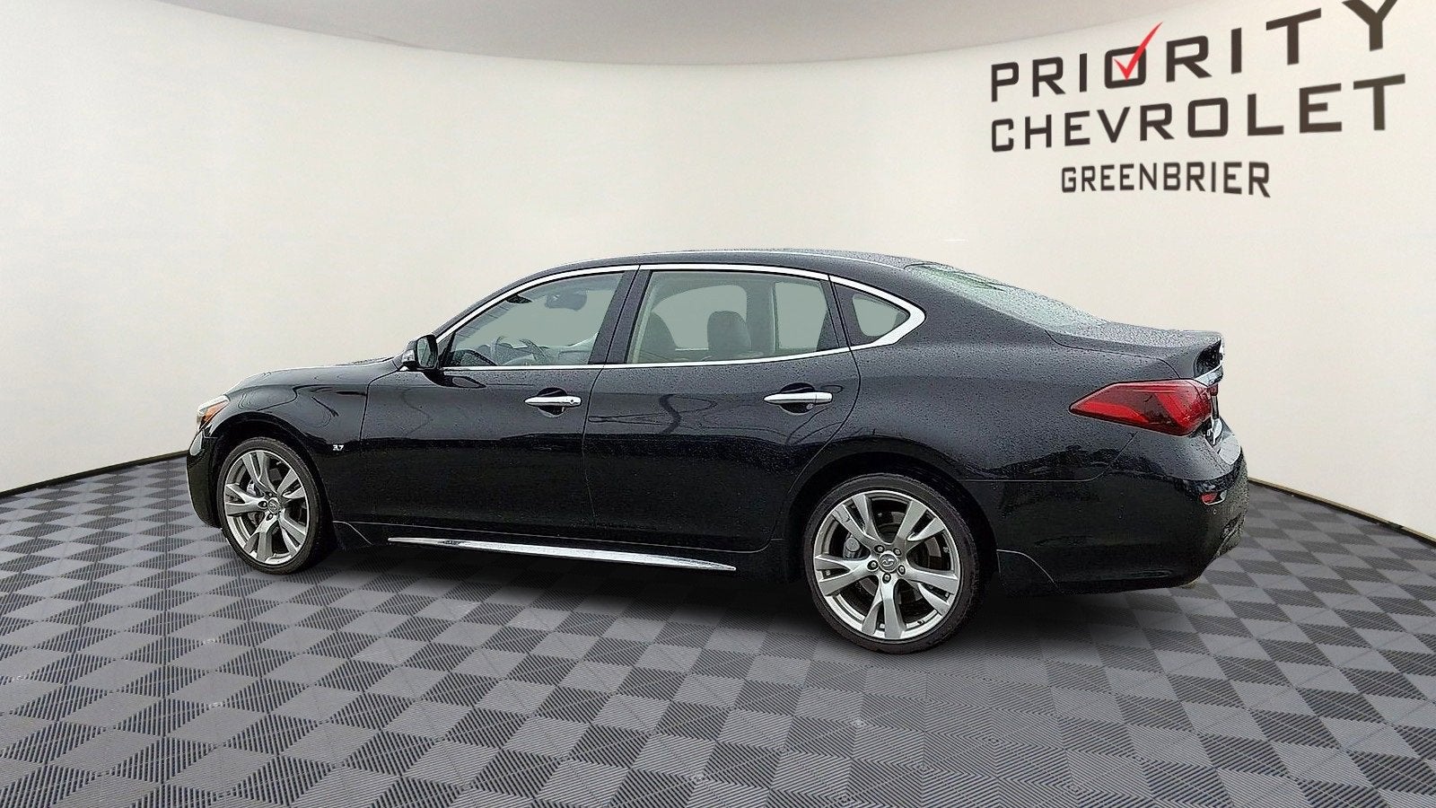 2017 INFINITI Q70L 3.7X