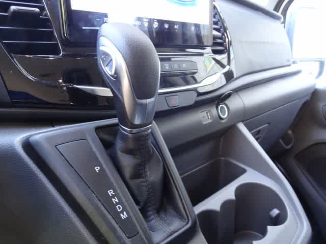 2024 Ford Transit Passenger Wagon XLT