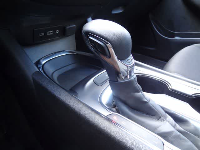 2023 Chevrolet Malibu LT w/1LT