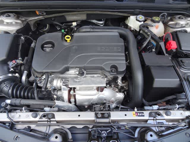 2023 Chevrolet Malibu LT w/1LT