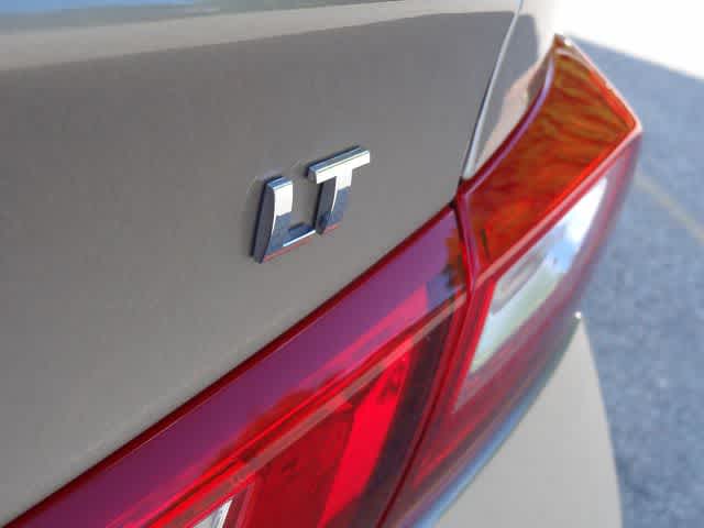 2023 Chevrolet Malibu LT w/1LT