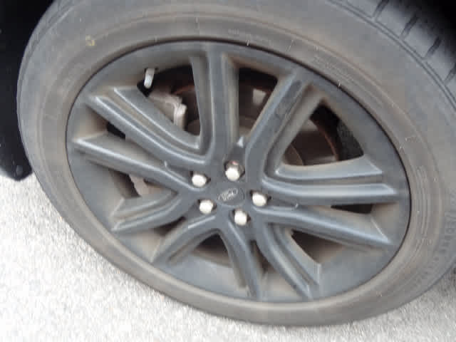 2022 Ford Edge SE