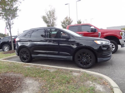 2022 Ford Edge SE