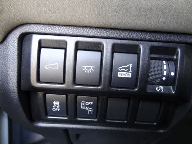 2022 Subaru Ascent Limited 8-Passenger