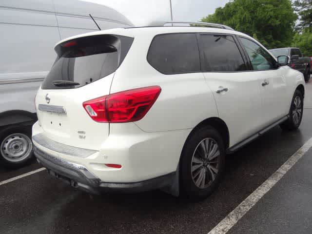 2017 Nissan Pathfinder SV