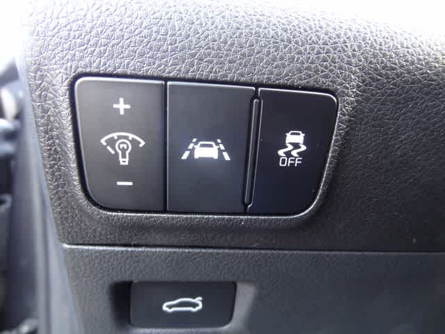 2021 Kia K5 LXS