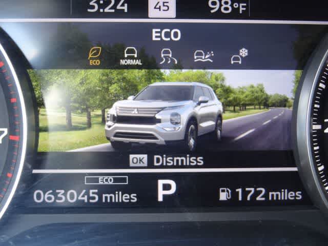 2024 Mitsubishi Outlander SE