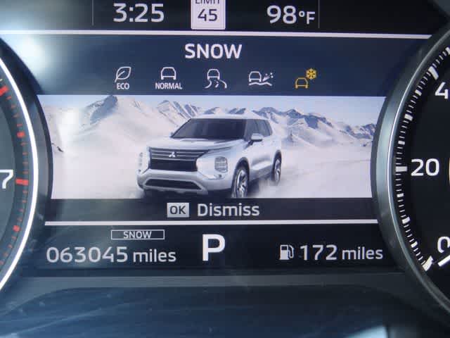2024 Mitsubishi Outlander SE