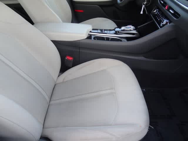 2022 Hyundai Sonata SE