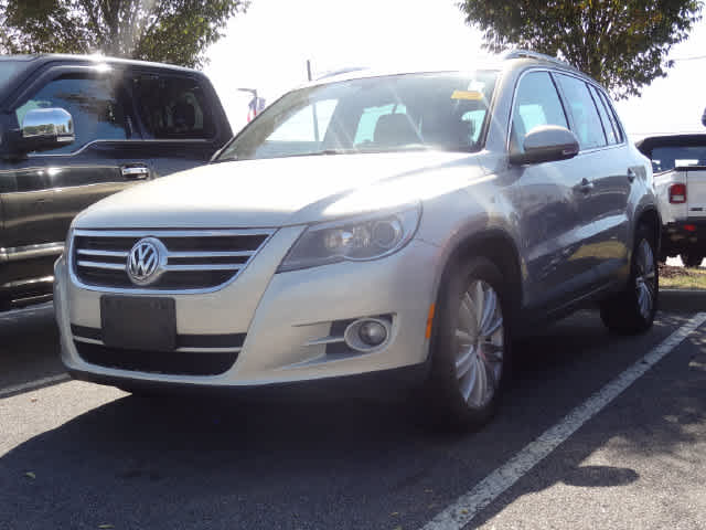 2011 Volkswagen Tiguan Base