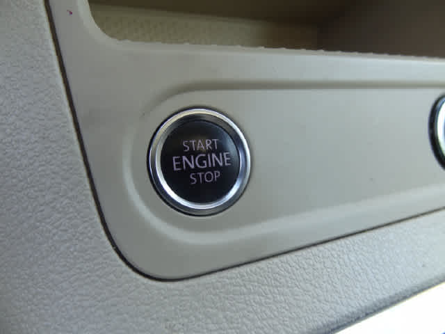 2011 Volkswagen Tiguan Base
