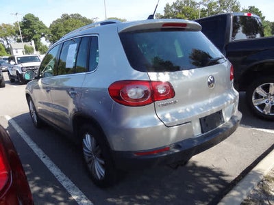 2011 Volkswagen Tiguan Base
