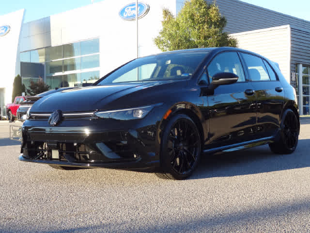 2025 Volkswagen Golf R 2.0T Black Edition