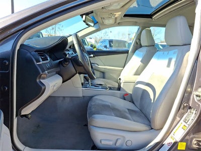 2014 Toyota Camry Hybrid XLE