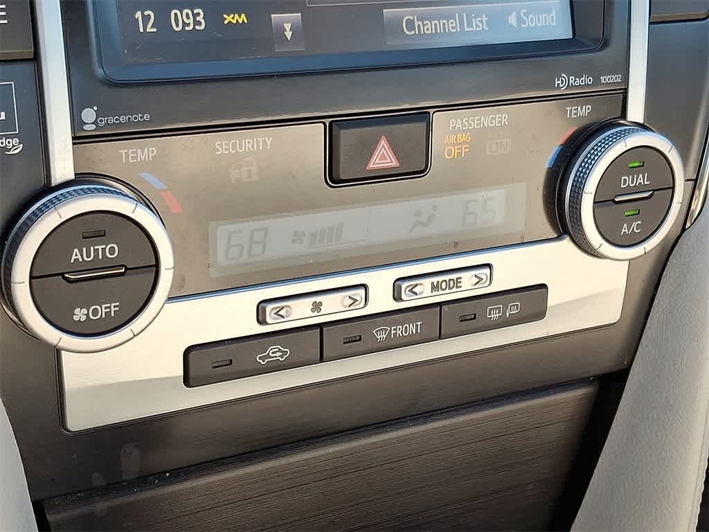 2014 Toyota Camry Hybrid XLE