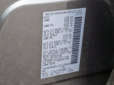 2025 Nissan Pathfinder SV