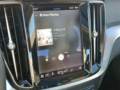 2024 Volvo S60 Core Dark Theme