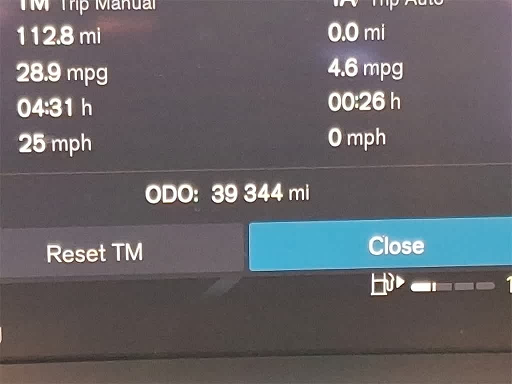 2024 Volvo S60 Core Dark Theme