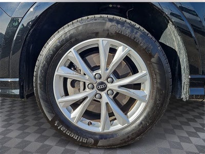 2024 Audi Q3 S line Premium