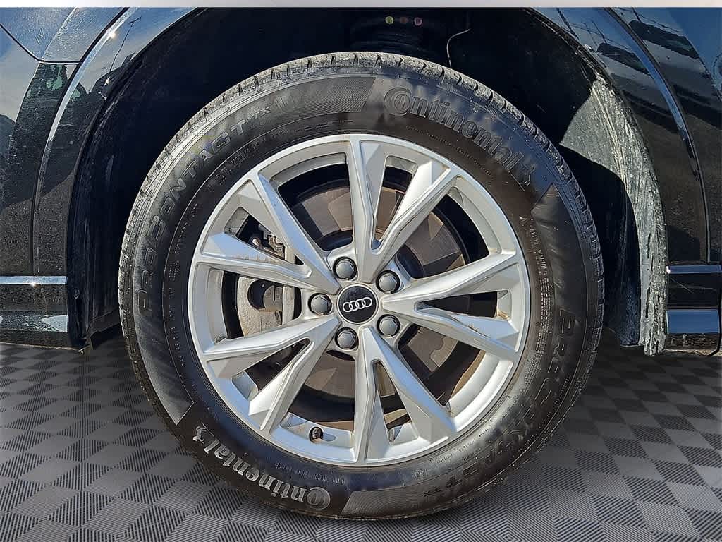 2024 Audi Q3 S line Premium