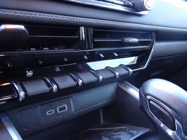 2024 Chevrolet Colorado 4WD LT