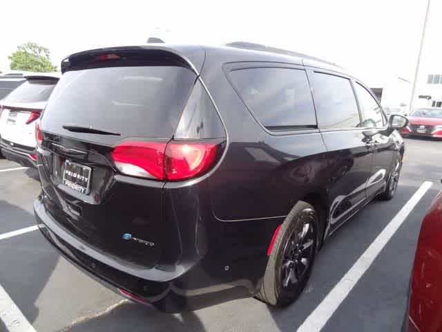 2020 Chrysler Pacifica Hybrid Red S