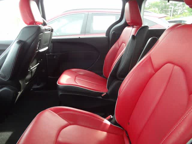 2020 Chrysler Pacifica Hybrid Red S