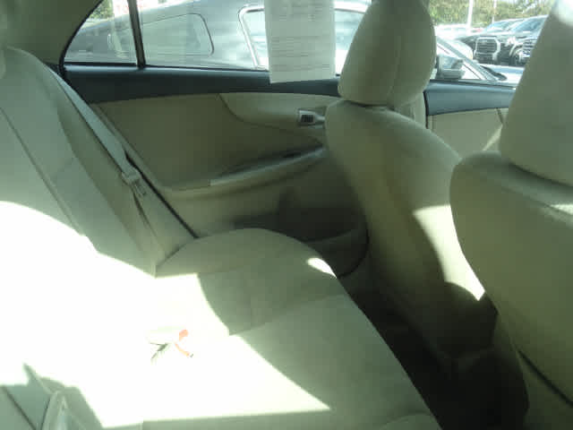 2011 Toyota Corolla LE
