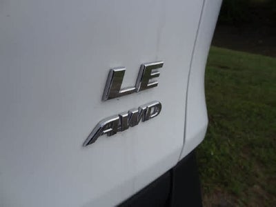 2025 Toyota RAV4 LE