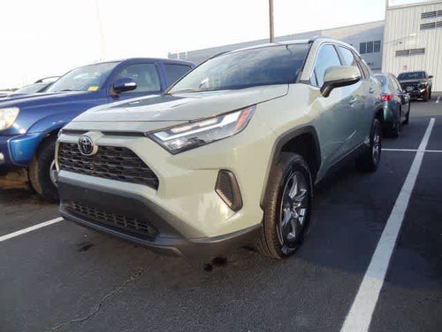 2023 Toyota RAV4 XLE