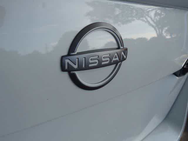2024 Nissan Versa SR