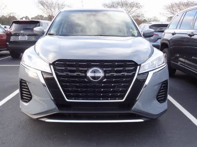 2023 Nissan Kicks SV