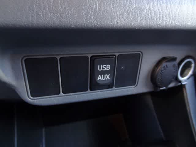 2014 Toyota Tacoma 4WD Double Cab V6 AT (Natl)