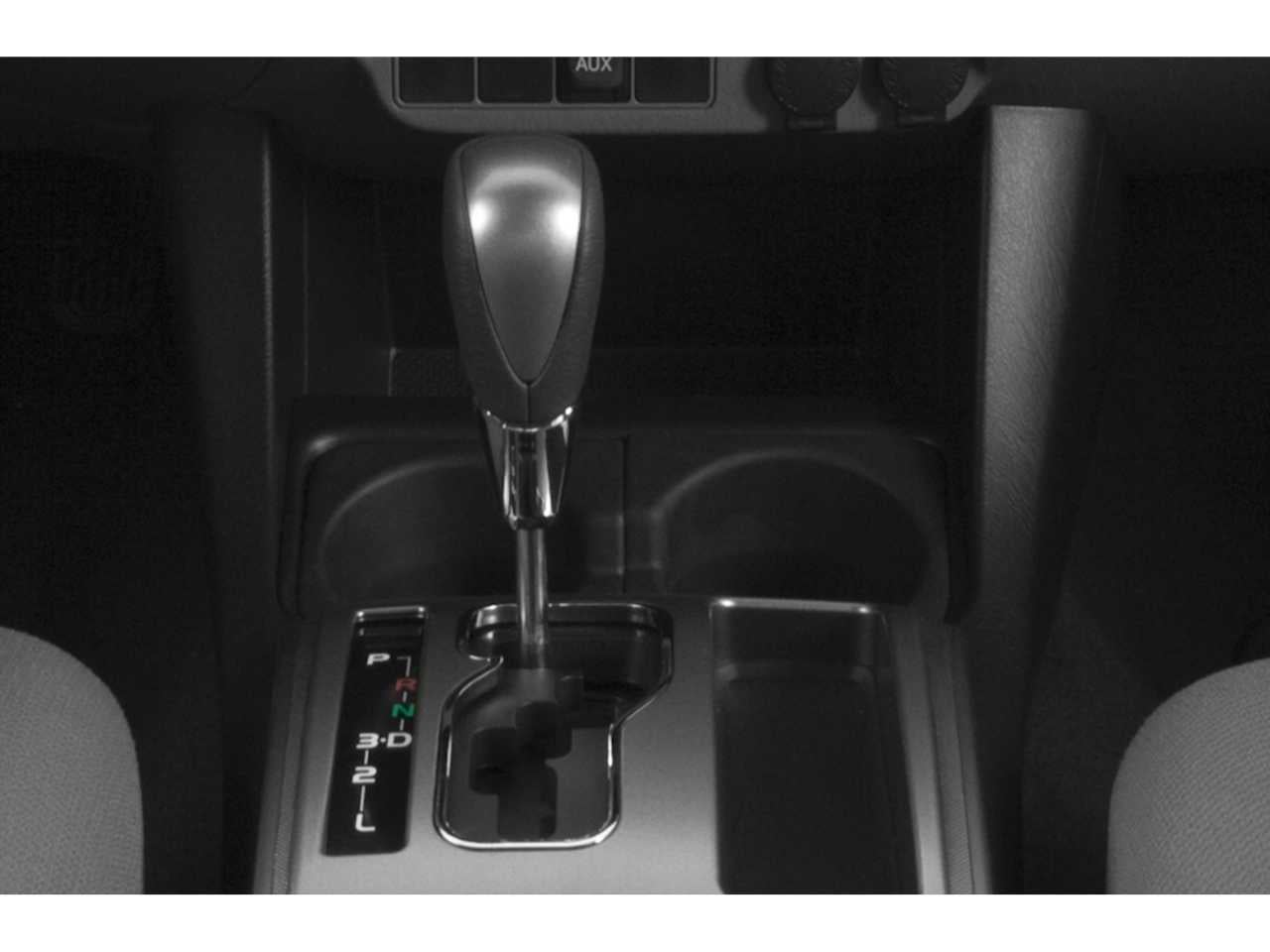 2015 Toyota Tacoma 4WD Double Cab V6 AT (Natl)