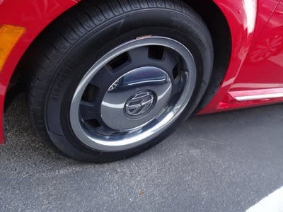 2012 Volkswagen Beetle 2.5L w/Sound/Nav PZEV