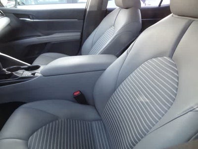 2021 Toyota Camry Hybrid SE