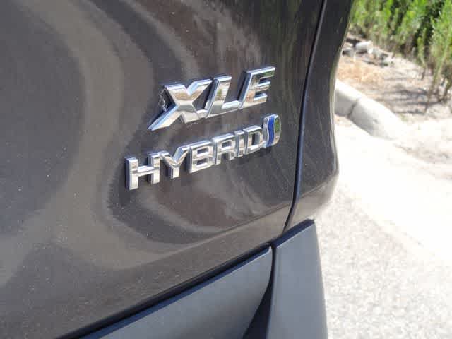 2024 Toyota RAV4 Hybrid XLE