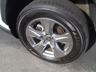 2025 Toyota RAV4 Hybrid XLE