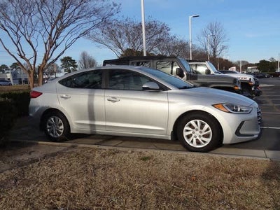2018 Hyundai Elantra SE
