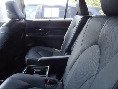 2024 Toyota Grand Highlander Platinum