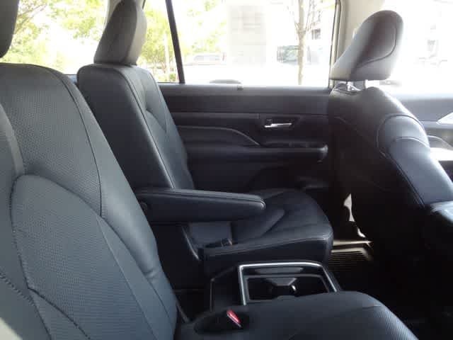 2024 Toyota Grand Highlander Platinum