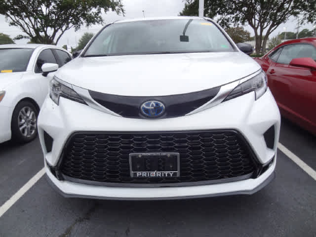 2023 Toyota Sienna XSE
