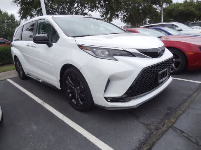 2023 Toyota Sienna XSE